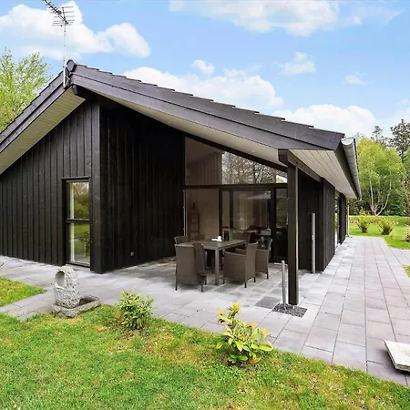 8878-glesborg-saharavej-13-c Feriehus *